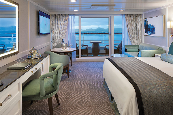 Oceania-Sirena-Penthouse-Suite_z2lrsg-1.png